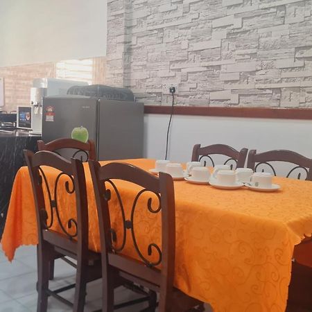 Anjung Klia House 31 With Neflix Villa Banting  Eksteriør billede