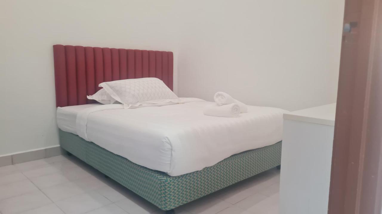 Anjung Klia House 31 With Neflix Villa Banting  Eksteriør billede